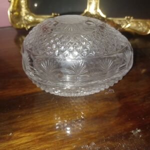 Avon Mother’s Day 1977 Trinket Egg